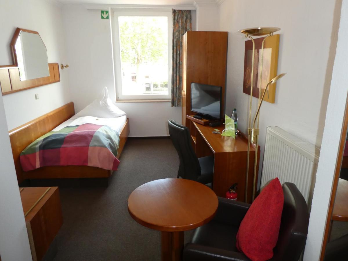 Hotel Mitte Alte Suesswarenfabrik Rheinbach Zewnętrze zdjęcie